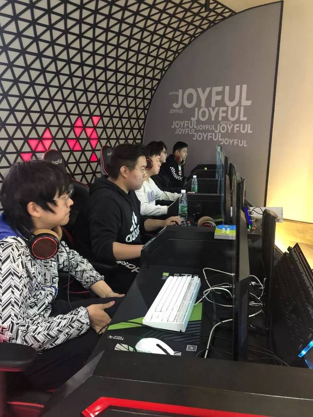 节奏的他来 节奏的他来