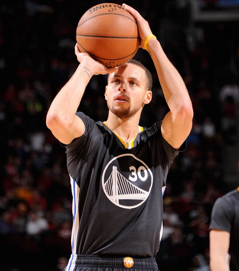 创造历史，安帅成首位率队5次夺得欧超杯冠军的教练