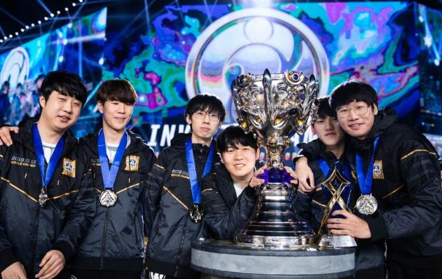 既避开越位 既避开越位